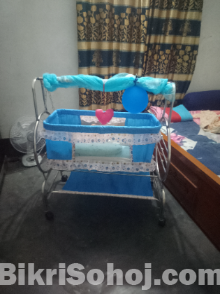 বেবি দোলনা